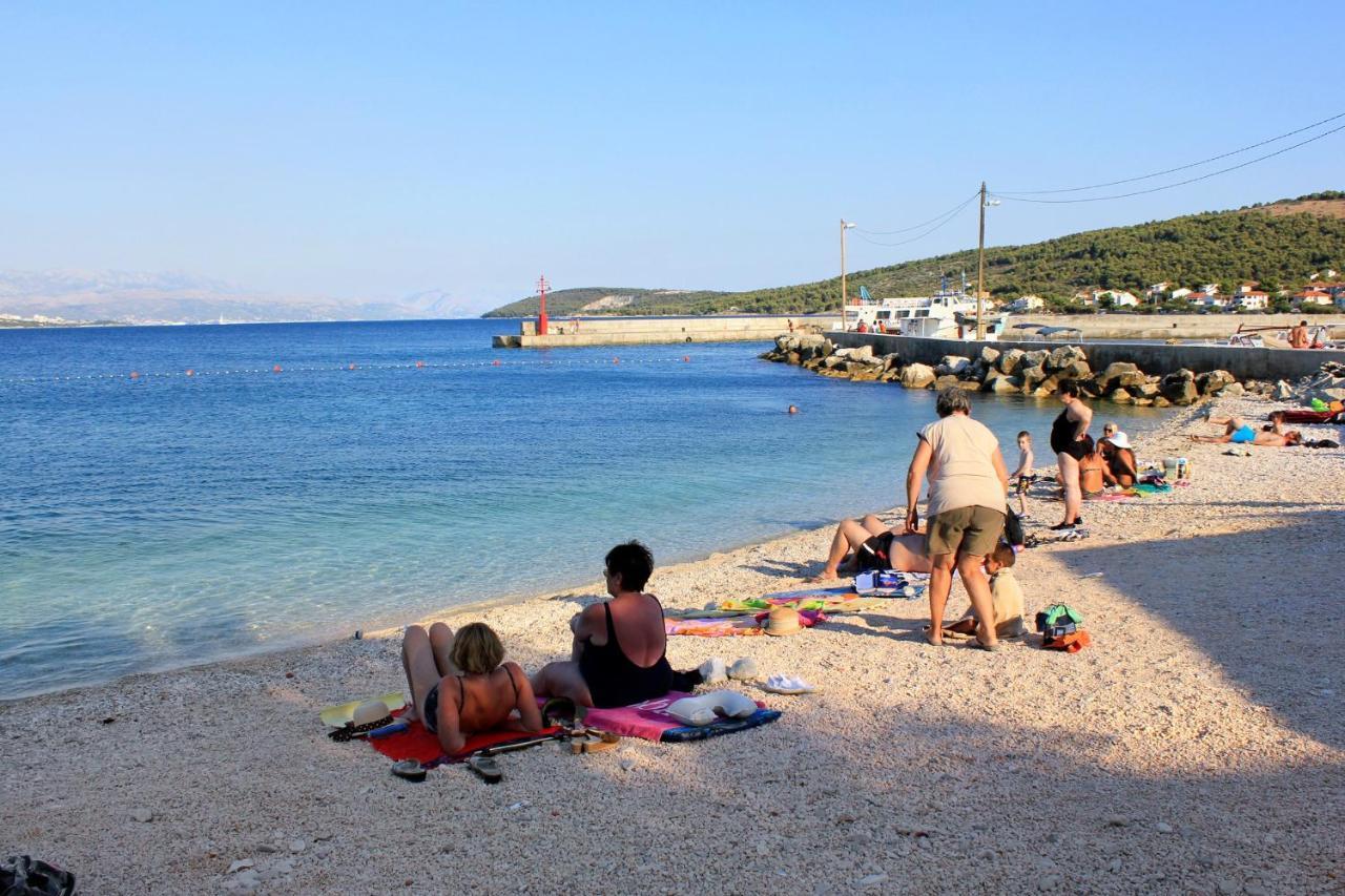 Apartments By The Sea Slatine, Ciovo - 6888 Trogir Eksteriør bilde