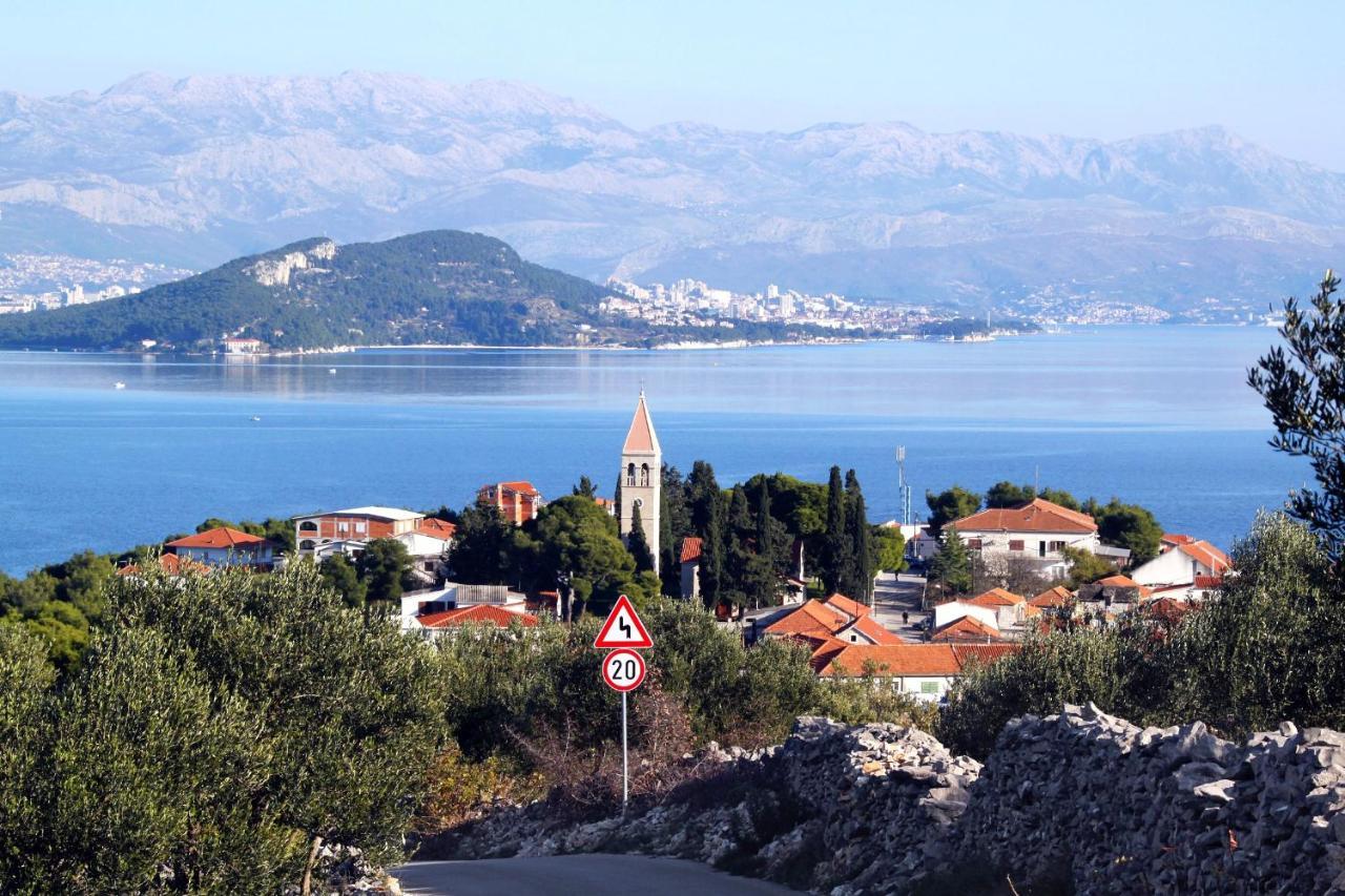 Apartments By The Sea Slatine, Ciovo - 6888 Trogir Eksteriør bilde